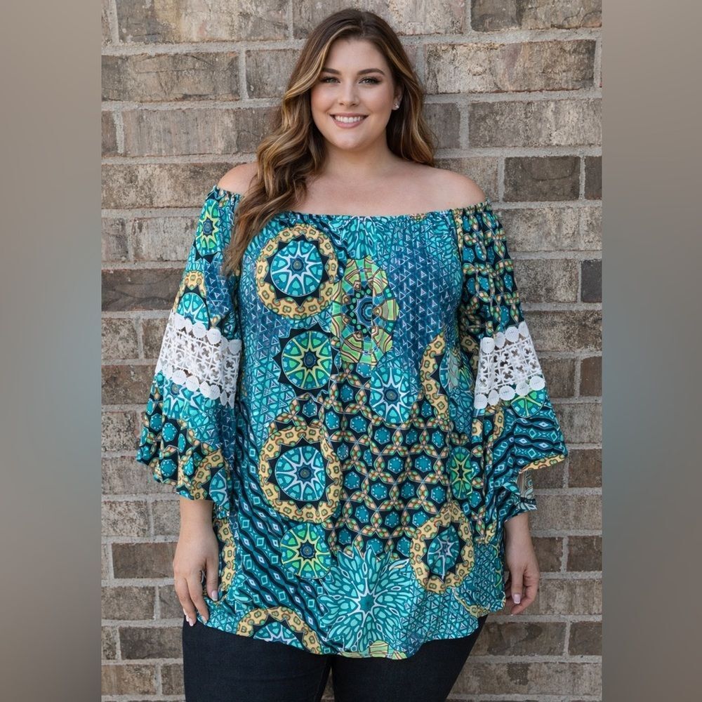 🔥 Take 50% OFF- WinWin Bohemian Black and Green Women's Top, Size: L-XL